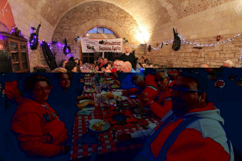 L'altra tavolata.jpg